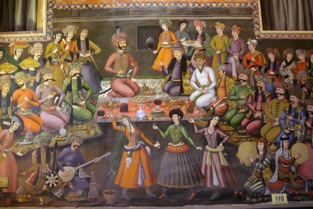 Iran travel with guided tours Chehel Sotoun Art